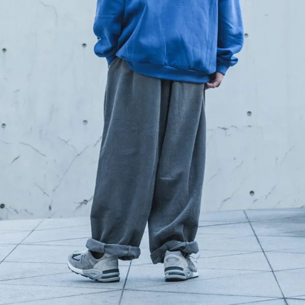 pantalon tendance en velours côtelé